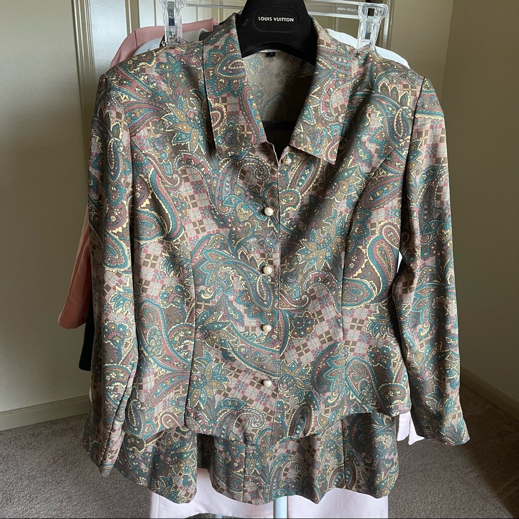 Burberry Top & Skirt